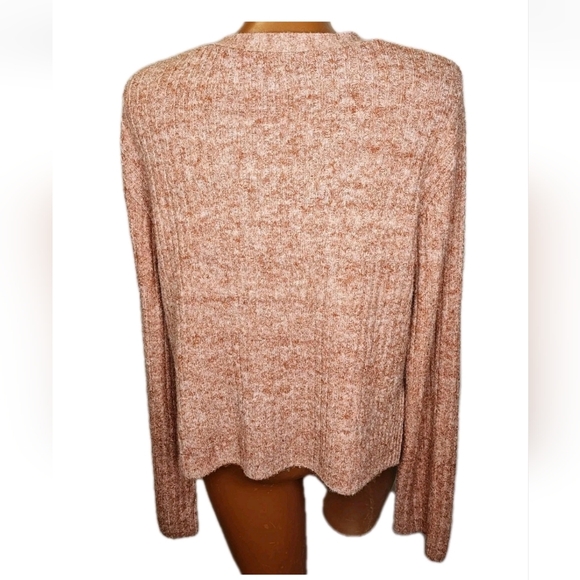 Altered State Cardigan Sweater Sz Med Rust Cable Knit Crop V-Neck 3 Button Nwt - Picture 3 of 10